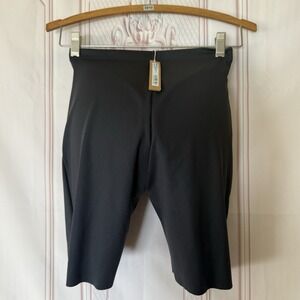 Skims Body Hip & Butt Shaping Mid Thigh Short Sz S Onyx Padded NWT $98